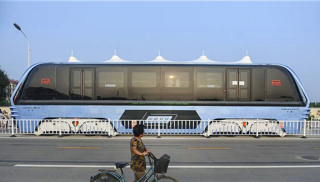 起底巴铁幕后老板