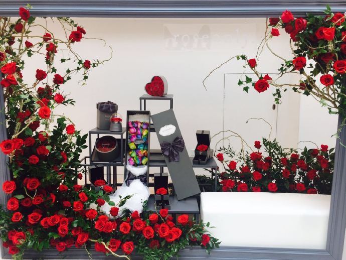 德芙,杜蕾斯,优步,万达,百度地图,饿了吗,肯德基,支付宝，迪奥