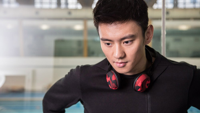 【是日美好事物】宁泽涛的个人签名耳机 这杯咖啡真能当饭吃