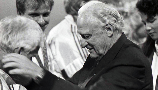 国际足联前主席阿维兰热16日去世 享年100岁