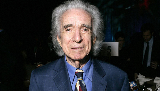 《爱情故事》导演阿瑟·希勒逝世，享年92岁