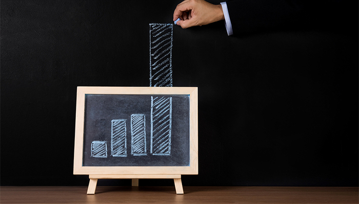 暴风集团半年报表面亮眼