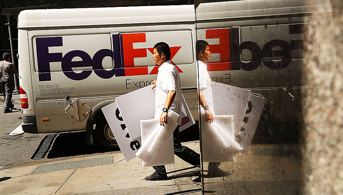 快递公司,枢纽,第三方物流公司,孟菲斯,FedEx,航空货运,转运中心,全球