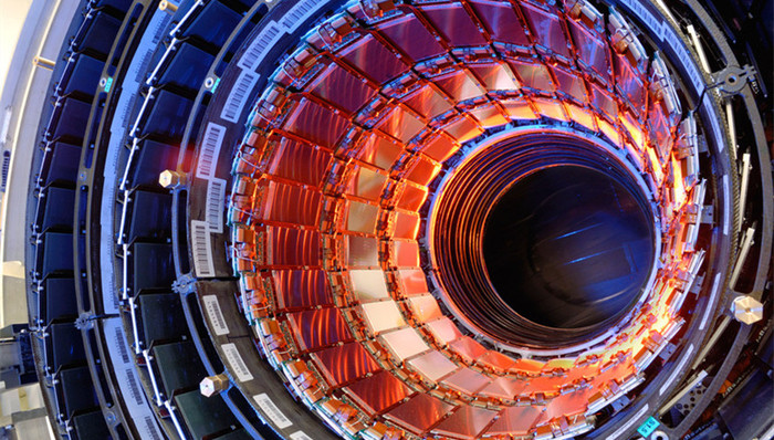 超大电子对撞机,科技,杨振宁