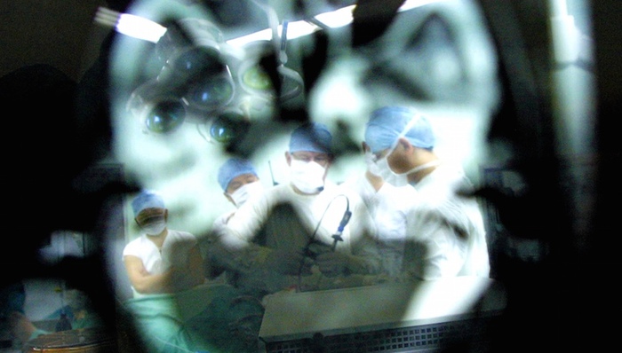 人民日报,工伤,抢救