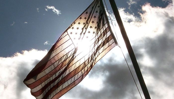 9.11,爱国热情,经济担忧,公共机构信任