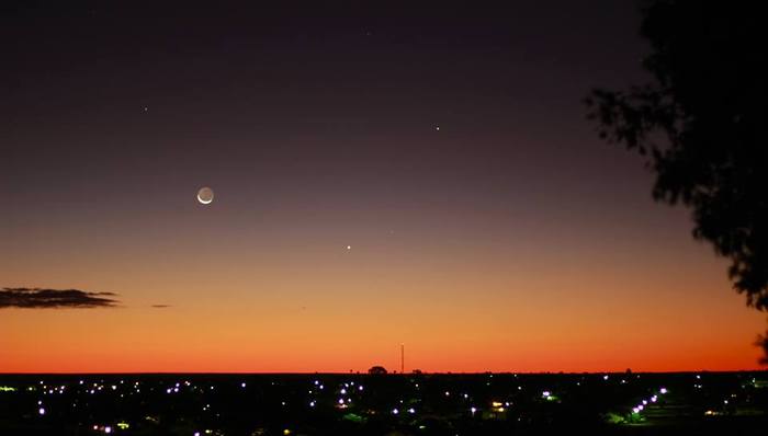 加拿大的月亮圆不圆 去这些地方验证一下