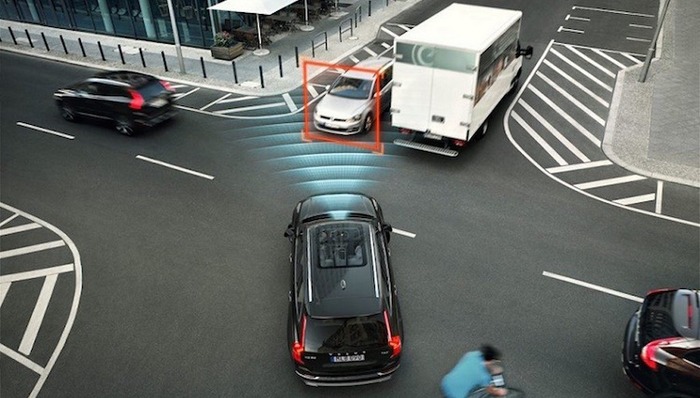 2017年最安全的8款SUV与轿车