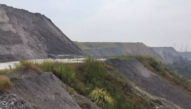 湖北宜化,污水,长江水域,偷排,环境违法,磷石膏,保险粉,环境污染,环保局,中国经营报