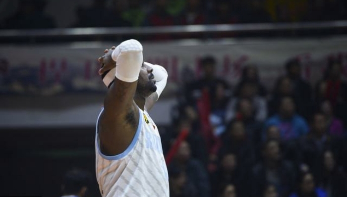 CBA的欠薪旧事 最终禁赛一年都无法根治