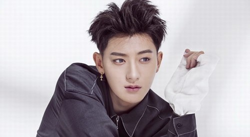 想要得到幸福，就做一名脑残粉