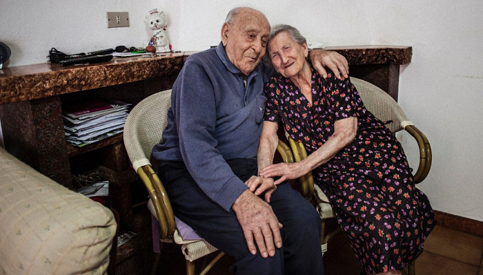 意大利有一个百岁村 老人们有两个长寿秘诀