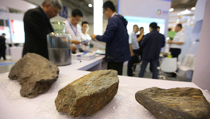 “新材料之王”石墨烯