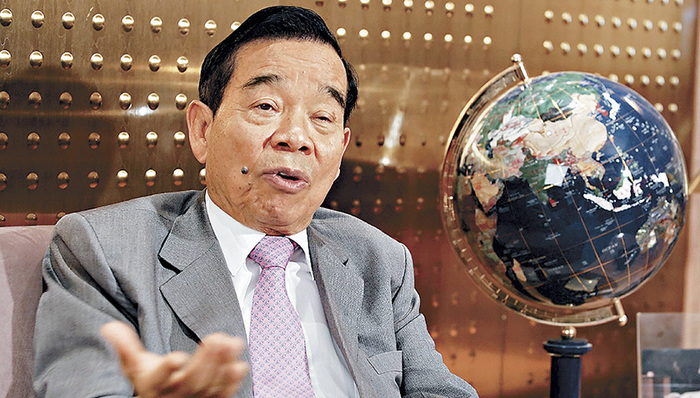 香港亿万富豪郑裕彤去世