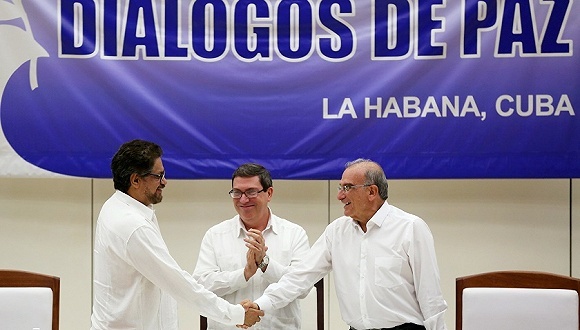 因结束超50年内战 哥伦比亚总统桑托斯获诺贝尔和平奖