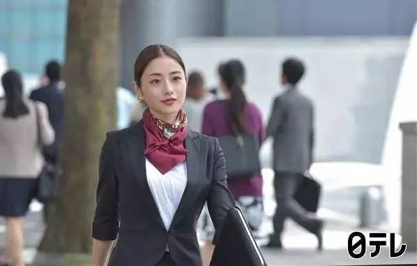 日剧学院赏,主演,服装秀,栗山千明,佐藤隆太,档日剧,comico,妖魔界,周日剧,上映