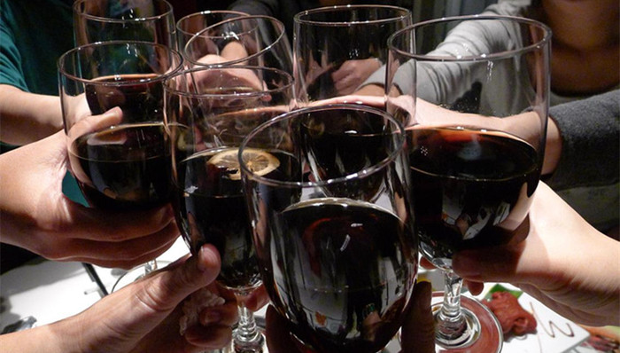 教师,聚餐,饮酒