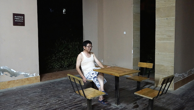 【特写】矿工、诗人和塌陷湖