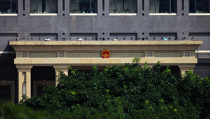 媒介素养,领域治理,新媒体,新门派,反腐风暴,新要求,人民日报,中国新闻周刊,客户端,门派