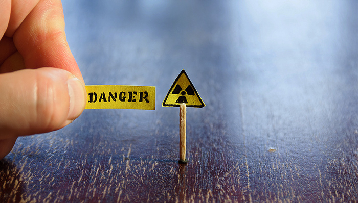 若干人员误操作触发核电反应堆停堆