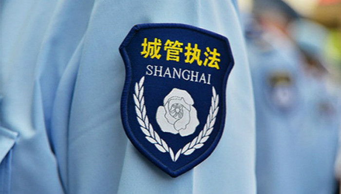 法警,律师,裤子,青秀区人民法院,诫勉谈话,新疆,大雪,旅客被困,成都,城管