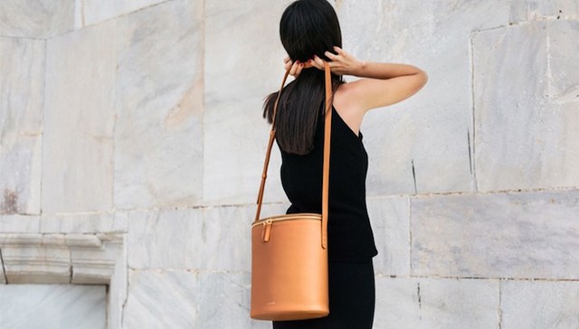 【是日美好事物】Bape让悟空和阿拉蕾重逢 最近极简风包包有点多