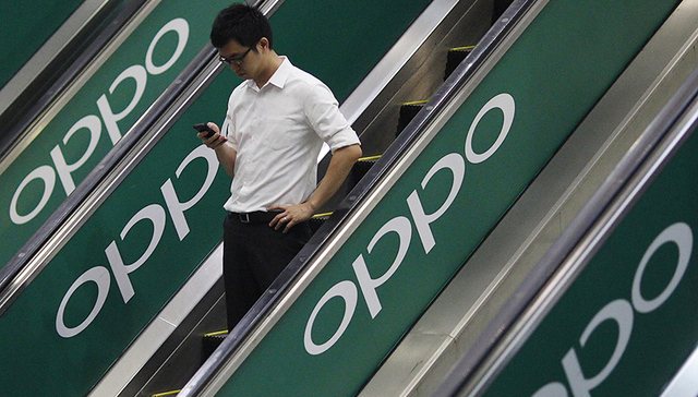 OPPO登顶国内手机销量冠军