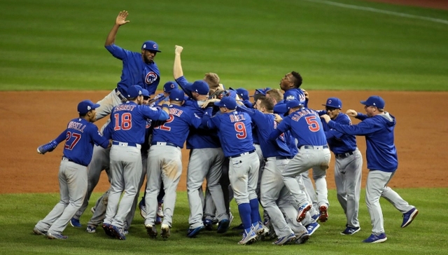 【每日体坛金句】芝加哥小熊时隔108年再夺冠：“不再是光绪熊了”