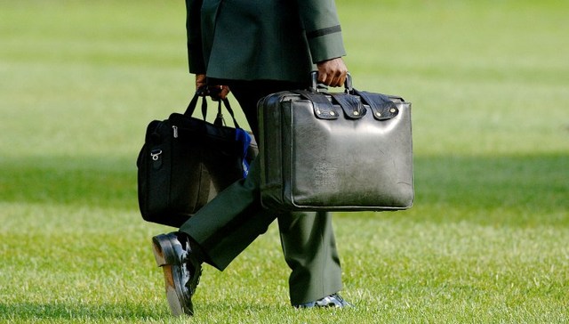 特朗普,核武器,核按钮,核足球,原子足球,核弹