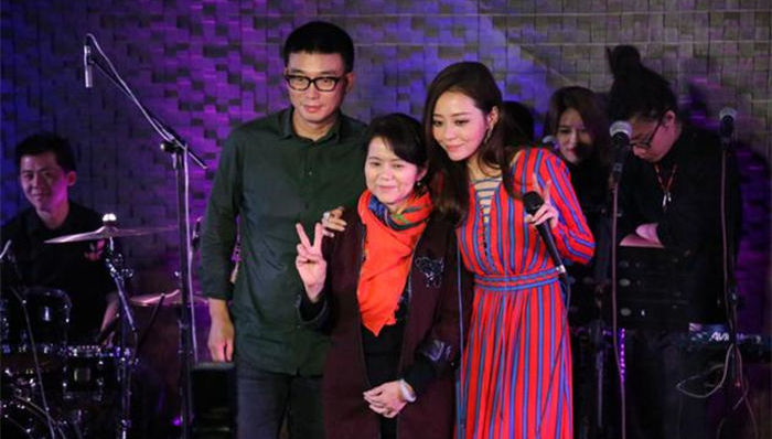 张靓颖,你的名字