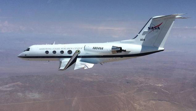 折叠机翼的新飞机