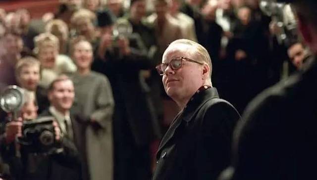 电影,高峰秀子,成濑巳喜男,叶切除术,卡波特,钢琴课,冷血,佩里,手术,女作家