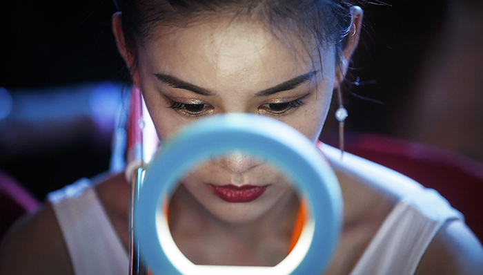 主播,微商,面膜产品,杨幂,粉丝,明星,鼻祖,英雄联盟,工作状态,尊重需求