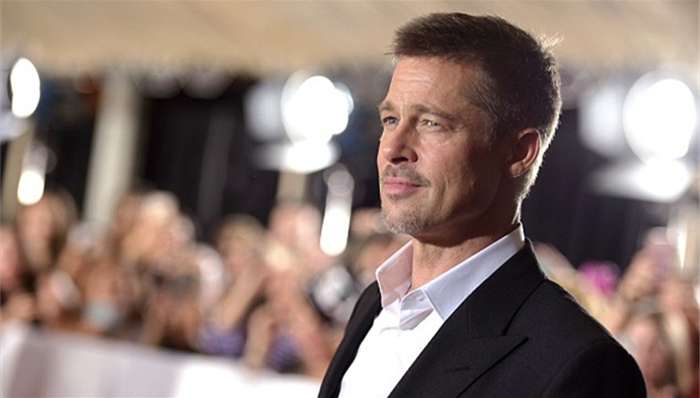 布拉德·皮特摆脱“虐童疑云” 离婚后首次发声