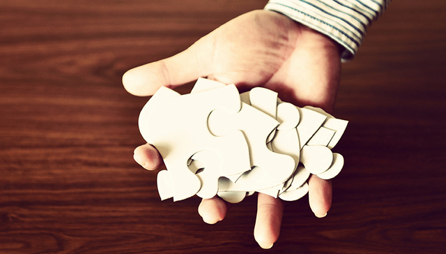 深深房确认收购恒大地产100%股权 重组方案完善中