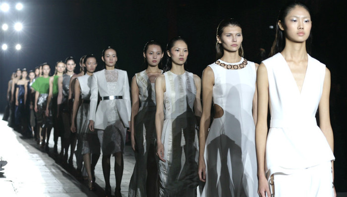 中国品牌,海外收购,秀场,时尚商业说