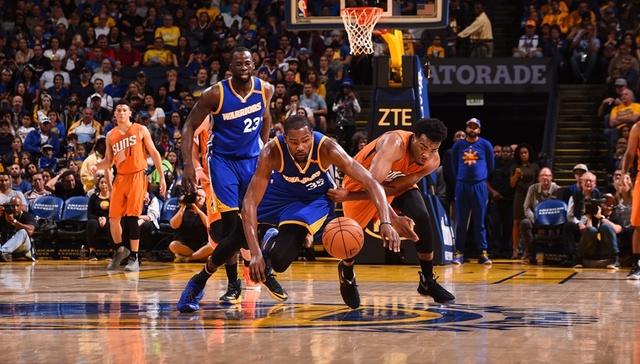 【每日体坛金句】杜兰特连续送“火锅”破纪录 国足世界杯夺冠赔率非垫底