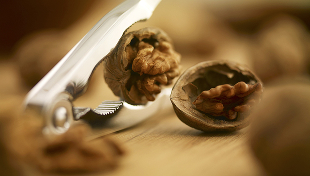 【特写】一天五个亿：一家坚果公司的“双十一”誓师大会