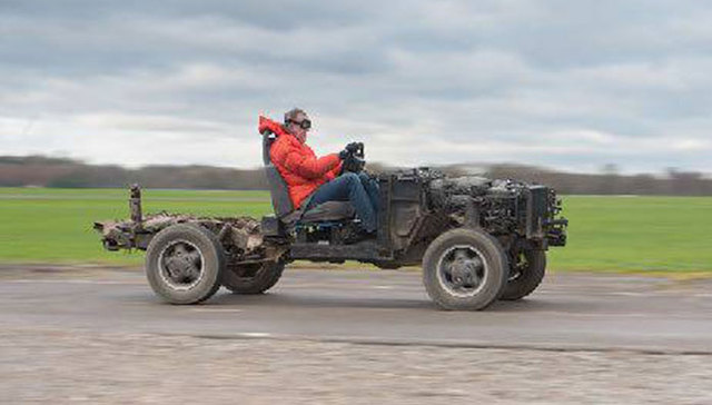 大猩猩聊他的新节目：“我们跟着突突突的枪声一起回来了！”