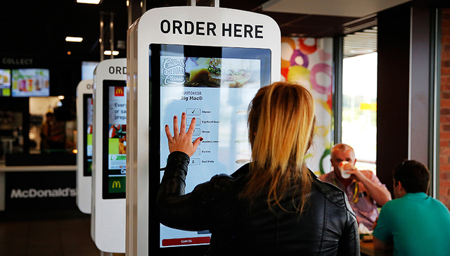 麦当劳触屏点餐