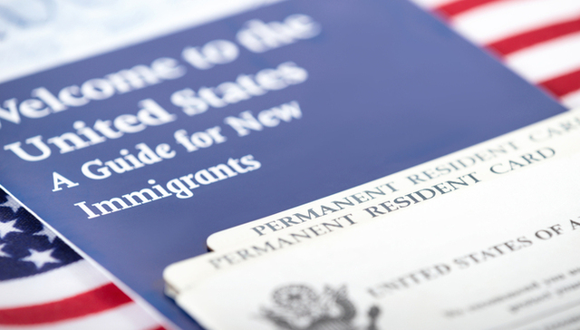 赶在特朗普就职前三天生效！奥巴马政府新政让职业技术移民松口气