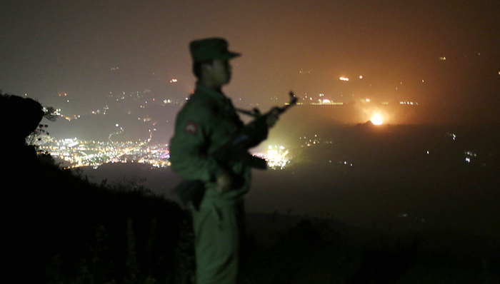 国防部,答记者问,事态,中国军队,中方,武装冲突,国家主权,中缅边境,难民,地区