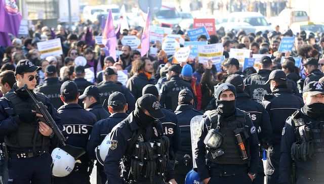 土耳其在抗议声中撤回强奸幼女“合法化”提案