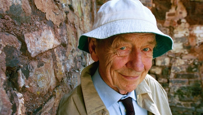 追念威廉·特雷弗：时间揭示人性，我们不是处在苦痛期，就是处在恢复期