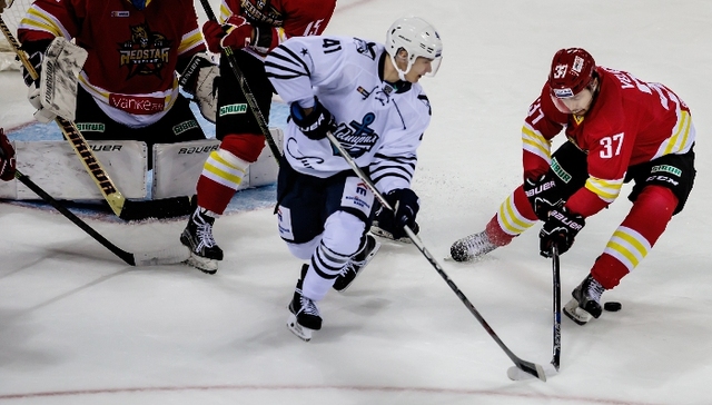 第一支职业冰球俱乐部诞生了 但冰球运动在中国仍未真正“破冰”