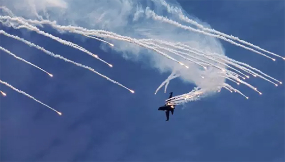 空军副司令员,空军招飞,体系对抗,空降作战,空军航空兵,突防,空军基地,空军飞行员,空军部队,空中加