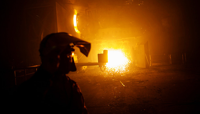 钢铁行业走出低谷