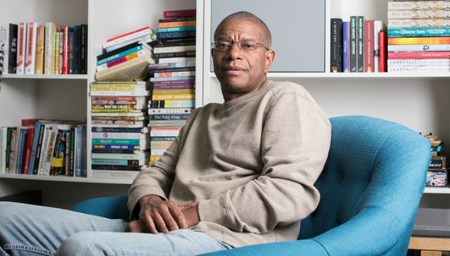 卫报2016最佳年度小说盘点