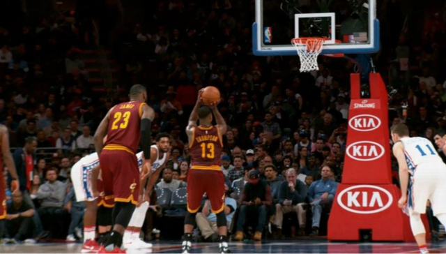 篮球场上的传球规则？ 对勒布朗·詹姆斯来说没用