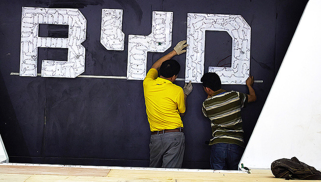 补贴政策或调整 比亚迪股价大跌还遭机构下调评级